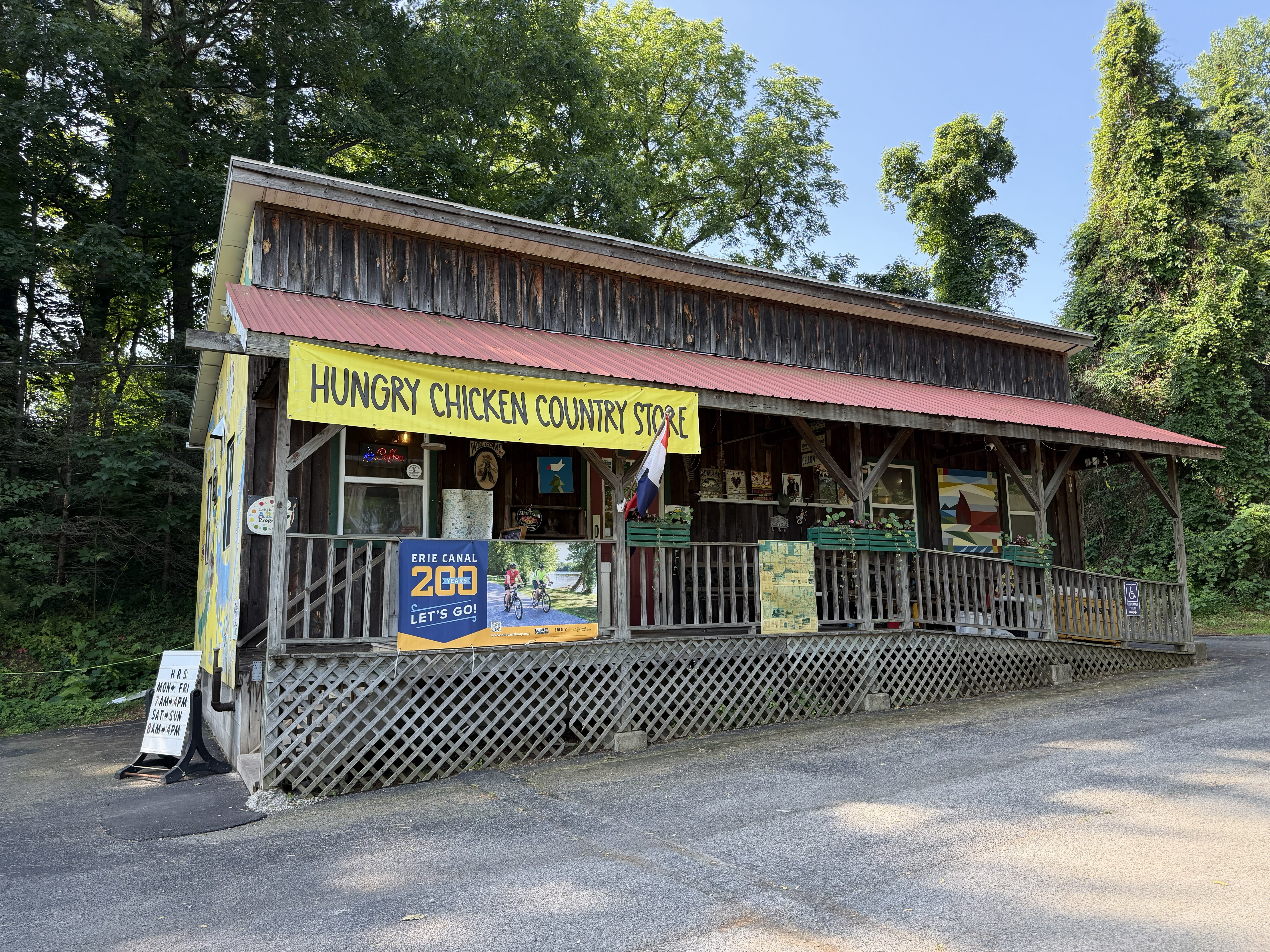 Hungry Chicken Country Store